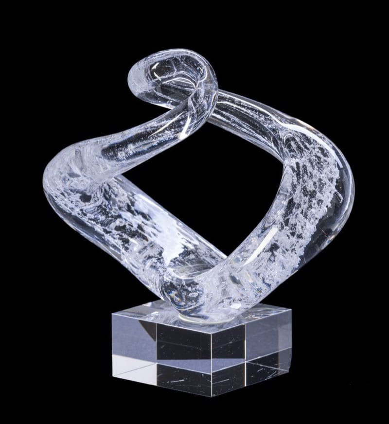 Skulptur „Unendlichkeit“ aus Kristall